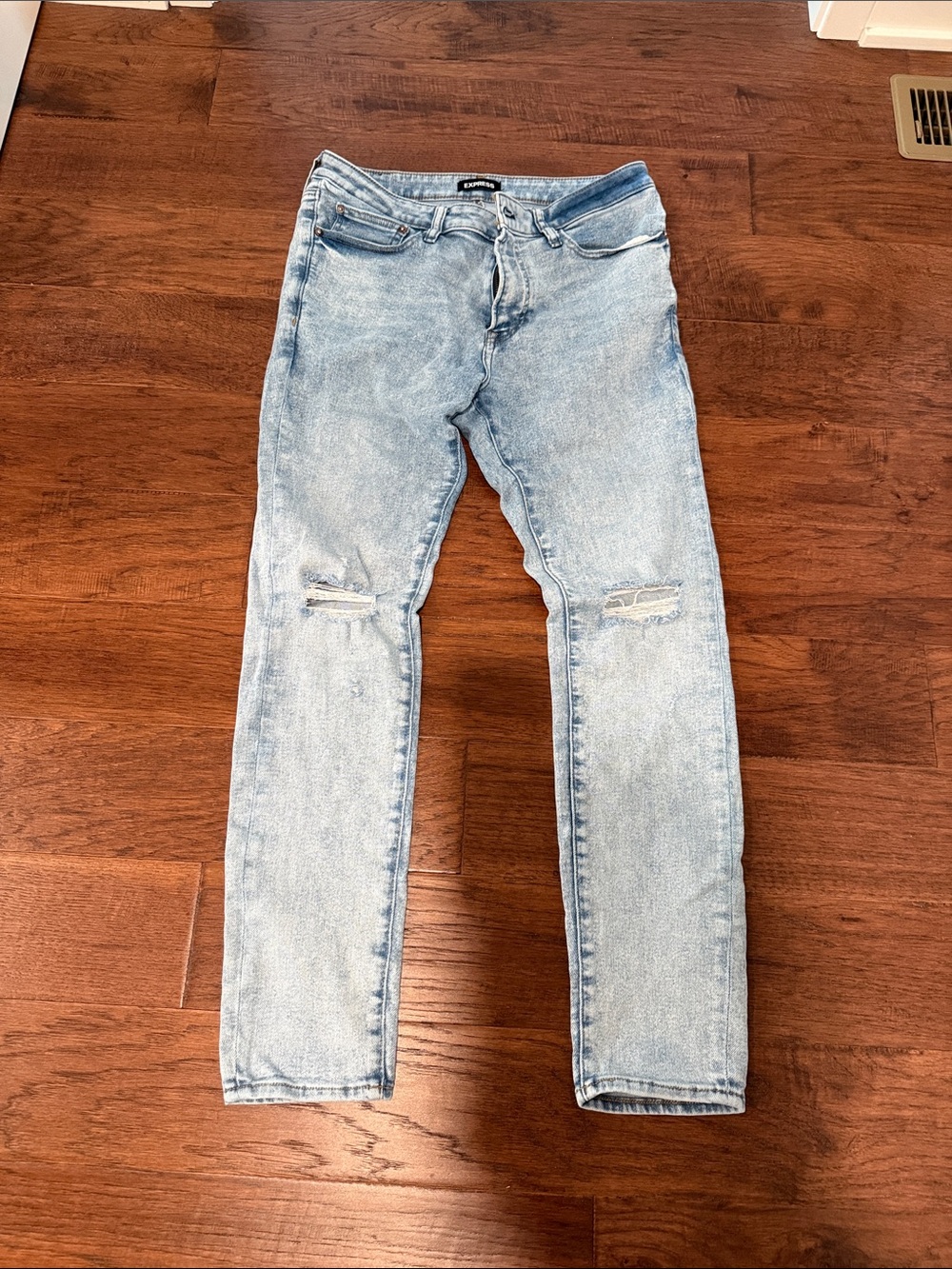Express Light Wash Super Skinny Jeans for Men 31x32